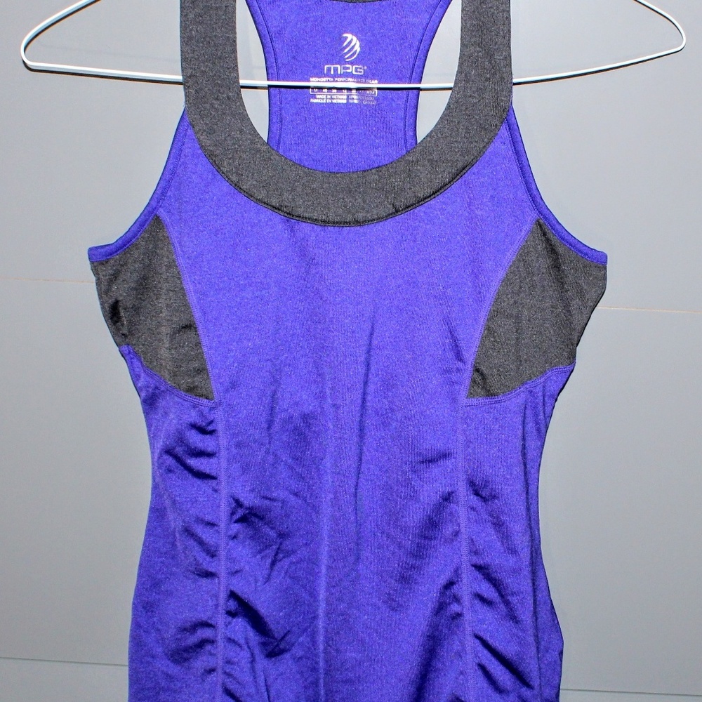 Workout top